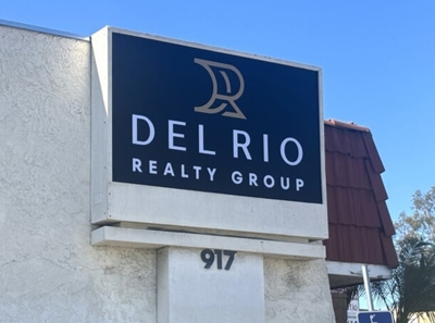 Building Signs Photo